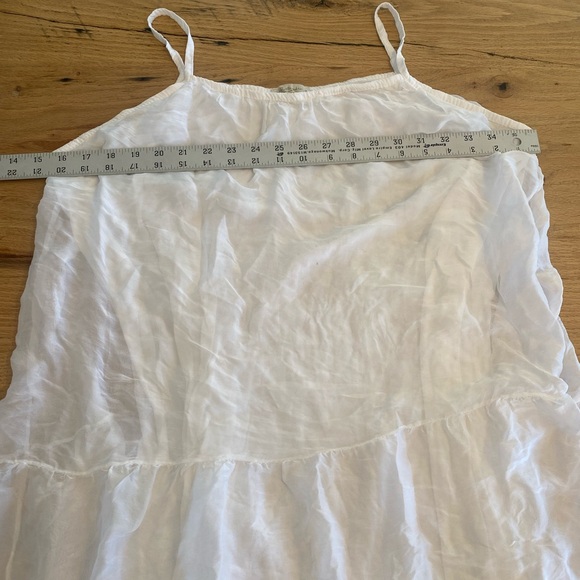 Bellambria Elegant White Silk Women's‎ Nightgown Large Preloved - Picture 5 of 6